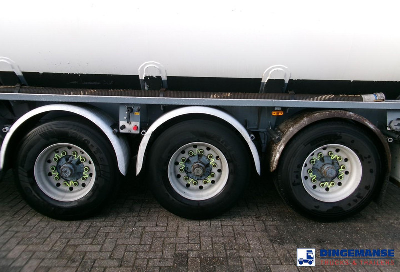 LAG Fuel tank alu 45.2 m3 / 6 comp + pump - Полуприцеп-цистерна: фото 5 LAG Fuel tank alu 45.2 m3 / 6 comp + pump - Полуприцеп-цистерна: фото 5