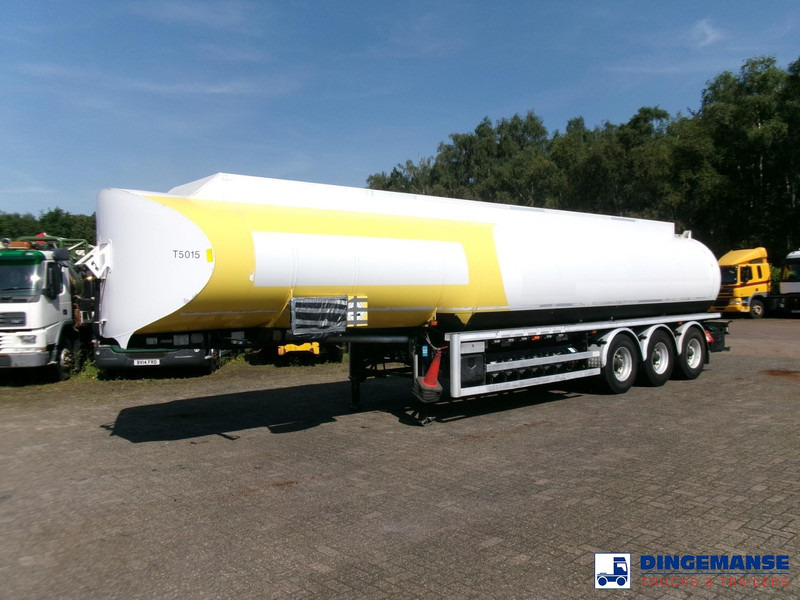 Lakeland Fuel tank alu 43 m3 / 6 comp - Полуприцеп-цистерна: фото 1 Lakeland Fuel tank alu 43 m3 / 6 comp - Полуприцеп-цистерна: фото 1