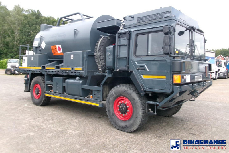 MAN HX 18.330 4X4 RHD fuel tank 5.5 m3 - Грузовик-цистерна: фото 2 MAN HX 18.330 4X4 RHD fuel tank 5.5 m3 - Грузовик-цистерна: фото 2