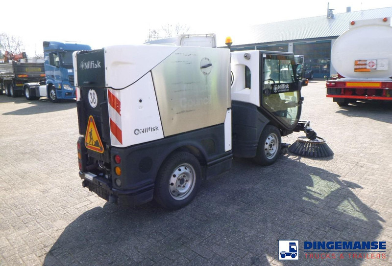 Nilfisk City Ranger CR3500 sweeper - Подметально-уборочная машина: фото 4 Nilfisk City Ranger CR3500 sweeper - Подметально-уборочная машина: фото 4