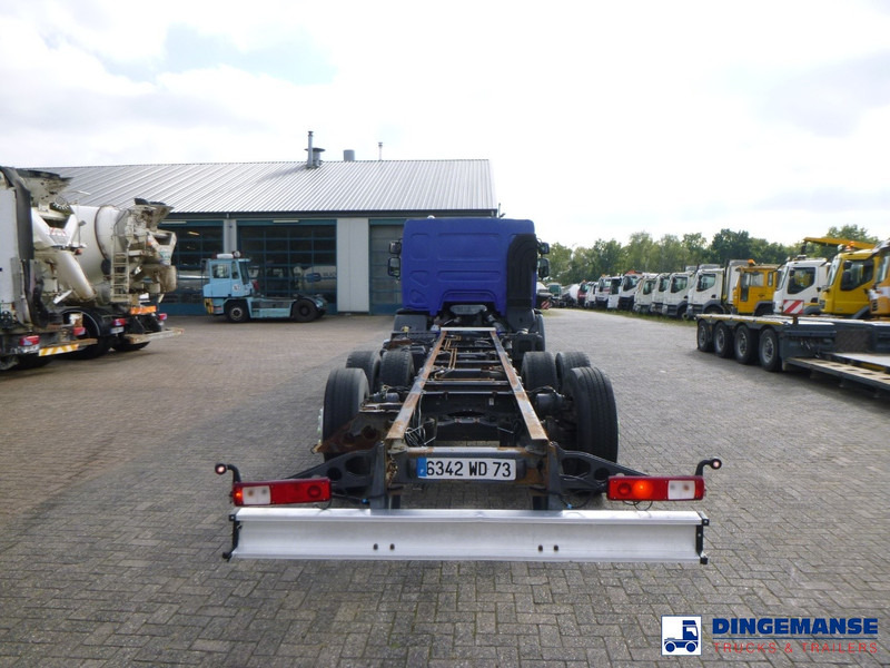Renault Premium 320 dxi 6x2 chassis ADR - Грузовик-цистерна: фото 5 Renault Premium 320 dxi 6x2 chassis ADR - Грузовик-цистерна: фото 5
