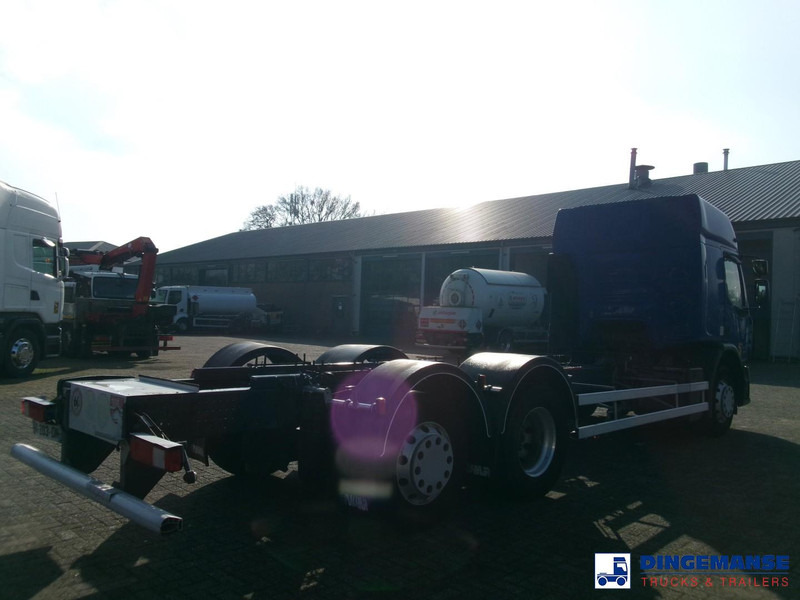 Renault Premium 370 6x2 chassis - Грузовик-шасси: фото 4 Renault Premium 370 6x2 chassis - Грузовик-шасси: фото 4