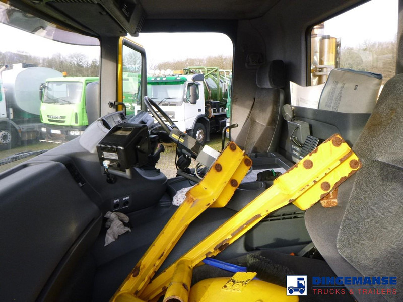 Снегоуборочная машина Scania P114-340 CB 6X6 RHD gritter / snow plough: фото 20