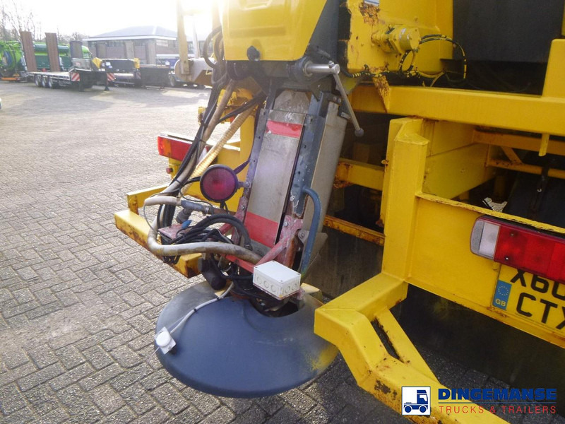 Снегоуборочная машина Scania P114-340 CB 6X6 RHD gritter / snow plough: фото 7