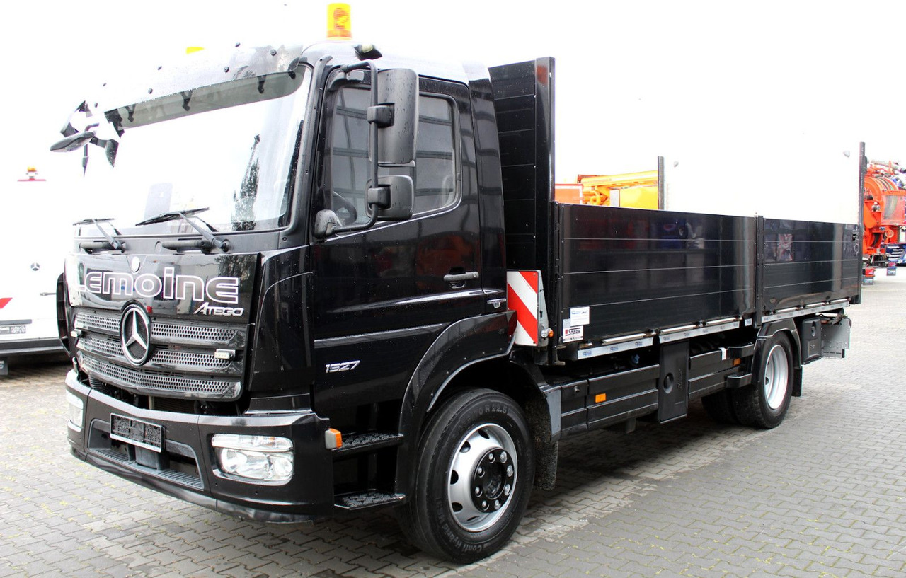 Mercedes-Benz Atego 1527 4x2 Pritsche + Ladebordwand - Малотоннажный бортовой грузовик: фото 2 Mercedes-Benz Atego 1527 4x2 Pritsche + Ladebordwand - Малотоннажный бортовой грузовик: фото 2