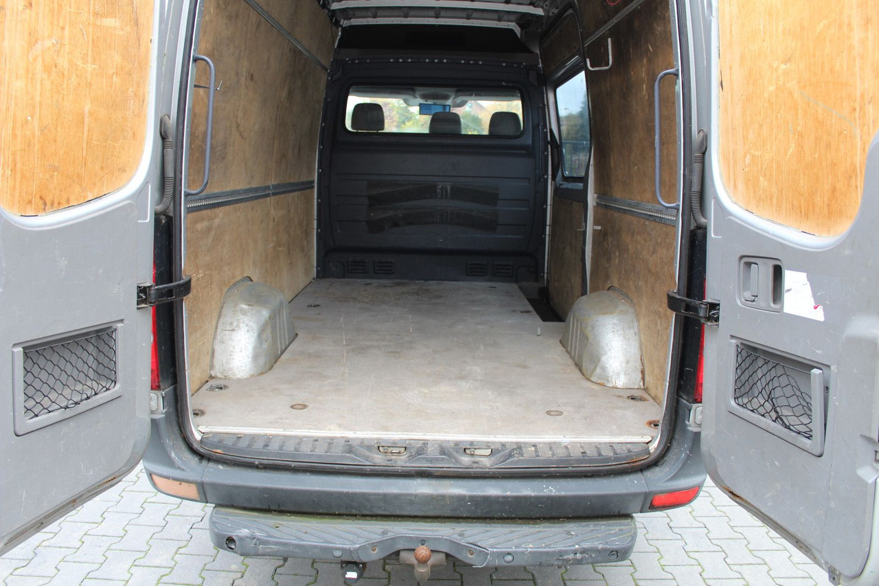 Volkswagen Crafter 2.5 TDI Kasten 3,5 t + AHK, Klima, - Цельнометаллический фургон: фото 5 Volkswagen Crafter 2.5 TDI Kasten 3,5 t + AHK, Klima, - Цельнометаллический фургон: фото 5