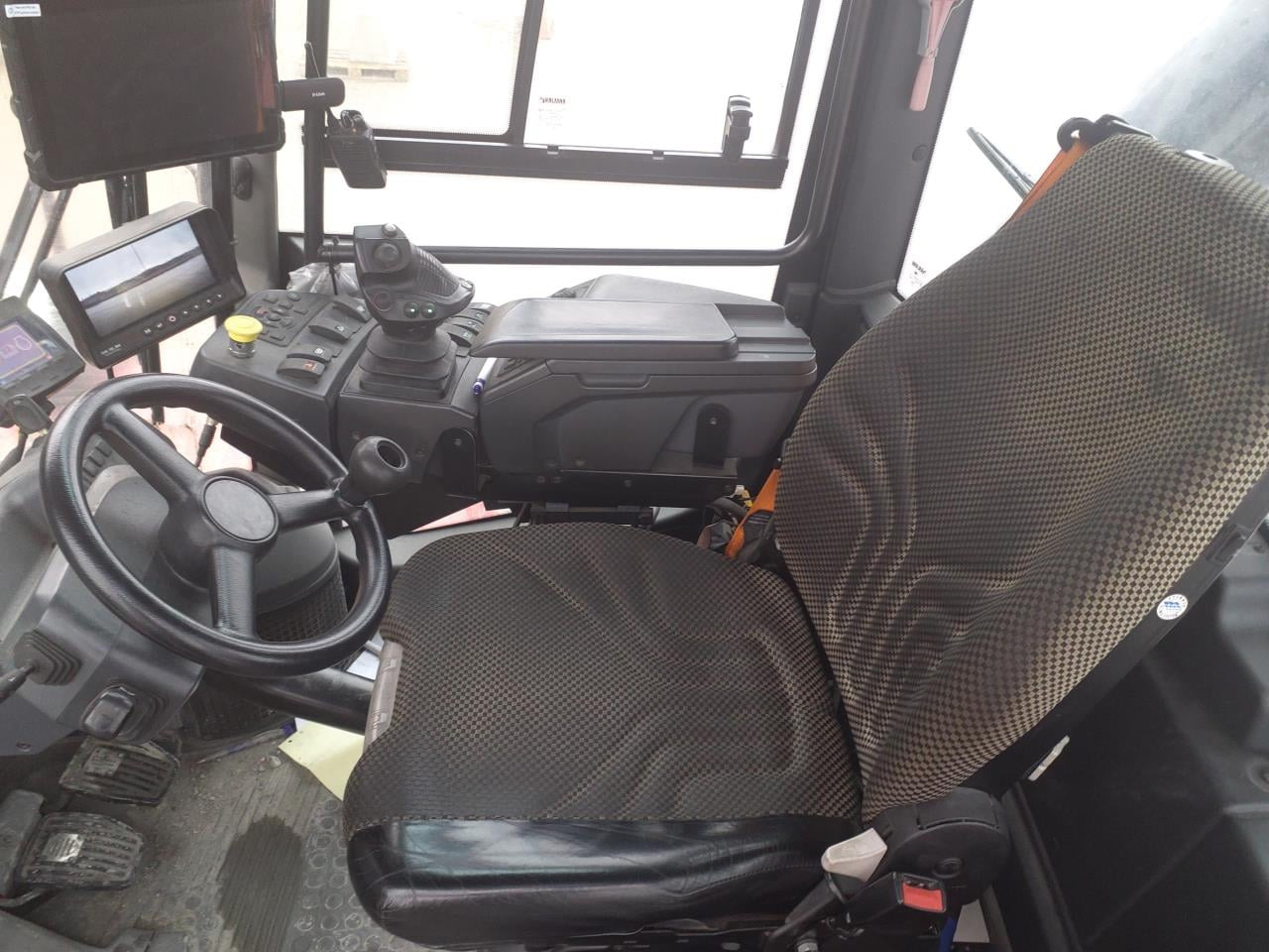 Kalmar DRG450-75C5XS - Ричстакер: фото 4 Kalmar DRG450-75C5XS - Ричстакер: фото 4