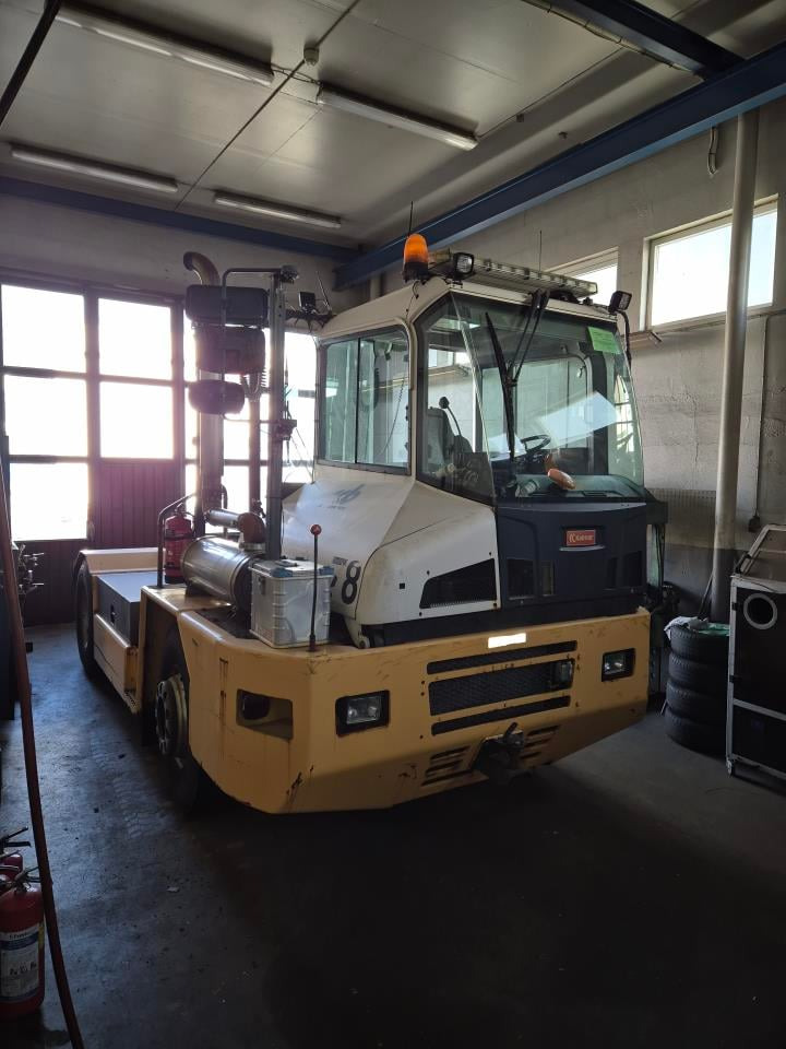 Kalmar TR618I - Терминальный тягач: фото 1 Kalmar TR618I - Терминальный тягач: фото 1
