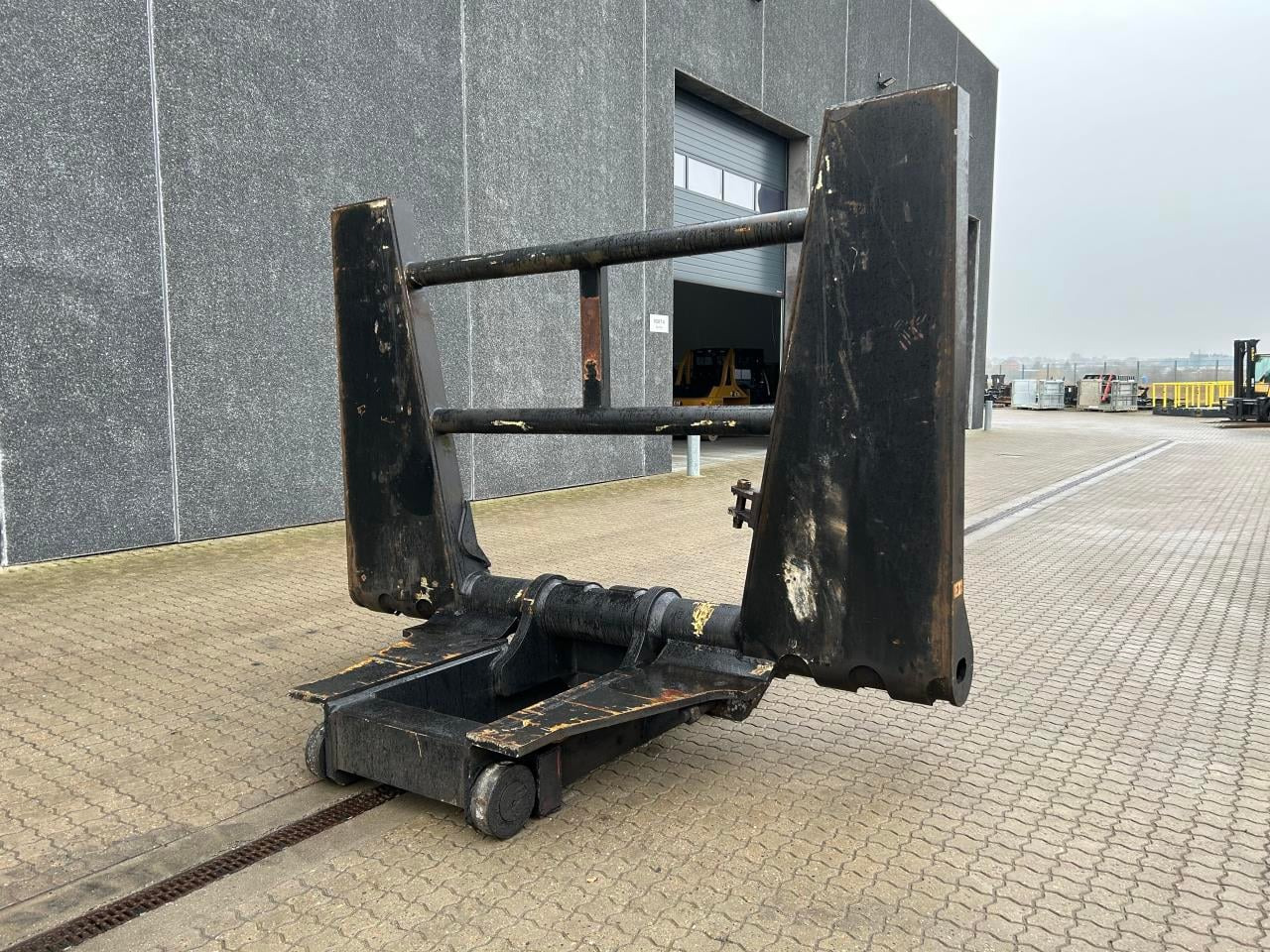 ELME 20" - Навесное оборудование: фото 2 ELME 20" - Навесное оборудование: фото 2