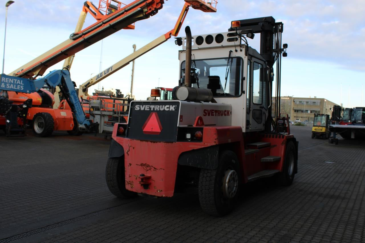 SveTruck 13660 - Дизельный погрузчик: фото 3 SveTruck 13660 - Дизельный погрузчик: фото 3
