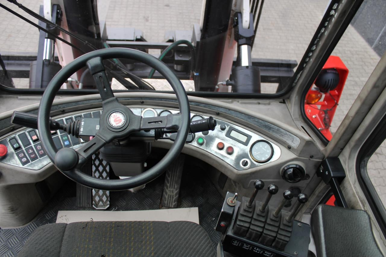 SveTruck 1875-33 - Дизельный погрузчик: фото 4 SveTruck 1875-33 - Дизельный погрузчик: фото 4