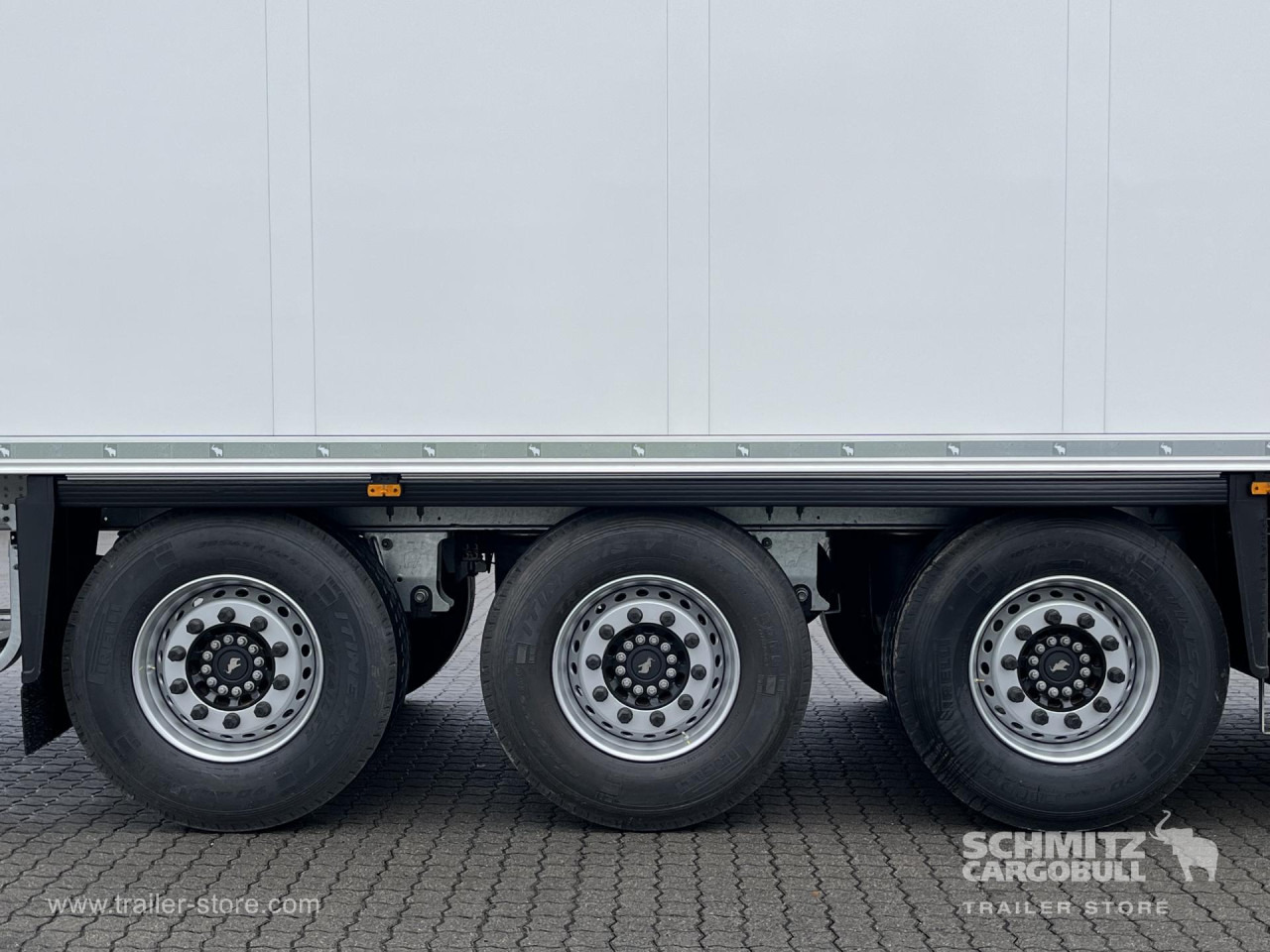 SCHMITZ Auflieger Tiefkühler Standard Double deck - Изотермический полуприцеп: фото 2 SCHMITZ Auflieger Tiefkühler Standard Double deck - Изотермический полуприцеп: фото 2