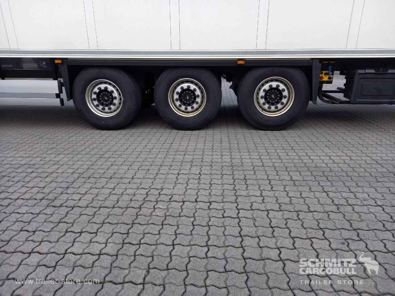 SCHMITZ Auflieger Tiefkühler Standard Double deck - Изотермический полуприцеп: фото 5 SCHMITZ Auflieger Tiefkühler Standard Double deck - Изотермический полуприцеп: фото 5