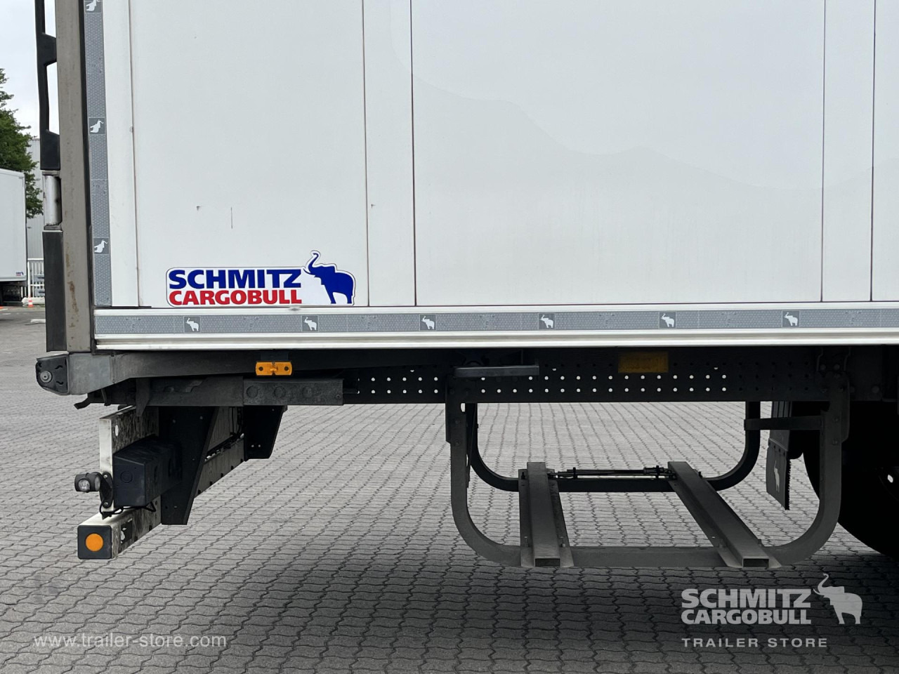SCHMITZ Auflieger Tiefkühler Standard Double deck - Изотермический полуприцеп: фото 2 SCHMITZ Auflieger Tiefkühler Standard Double deck - Изотермический полуприцеп: фото 2