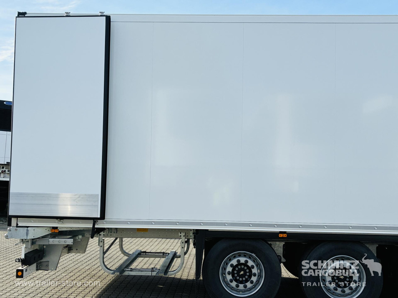 SCHMITZ Auflieger Tiefkühler Standard Double deck - Изотермический полуприцеп: фото 4 SCHMITZ Auflieger Tiefkühler Standard Double deck - Изотермический полуприцеп: фото 4