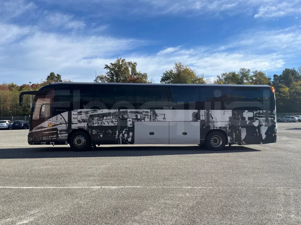 N.1 IVECO MAGELYS – Anno 2016 - Туристический автобус: фото 1 N.1 IVECO MAGELYS – Anno 2016 - Туристический автобус: фото 1