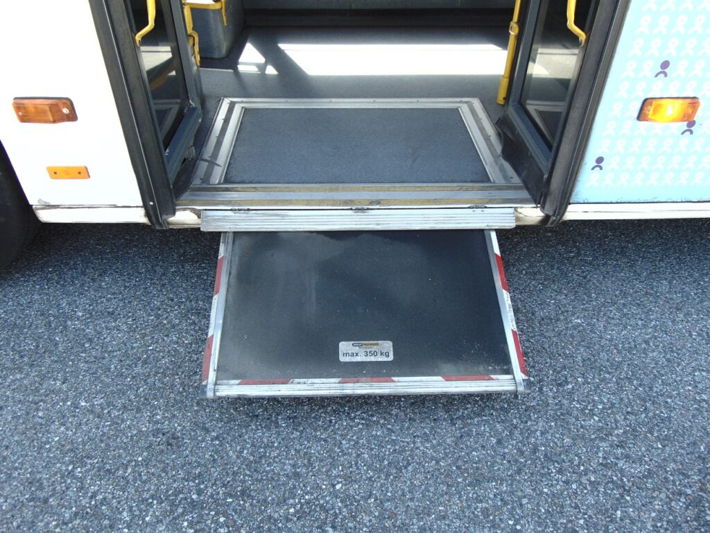 Городской автобус N.1 MERCEDES BENZ CITARO O530 LF – Anno 2009: фото 9 Городской автобус N.1 MERCEDES BENZ CITARO O530 LF – Anno 2009: фото 9