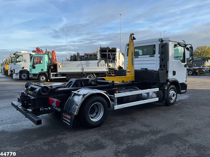 MAN TGL 12.250 Palfinger haakarmsysteem - Крюковой мультилифт: фото 5 MAN TGL 12.250 Palfinger haakarmsysteem - Крюковой мультилифт: фото 5