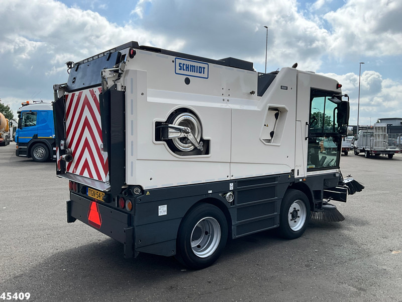 Schmidt Cleango 500 Compact Euro 6 with 3-rd brush - Подметально-уборочная машина: фото 5 Schmidt Cleango 500 Compact Euro 6 with 3-rd brush - Подметально-уборочная машина: фото 5