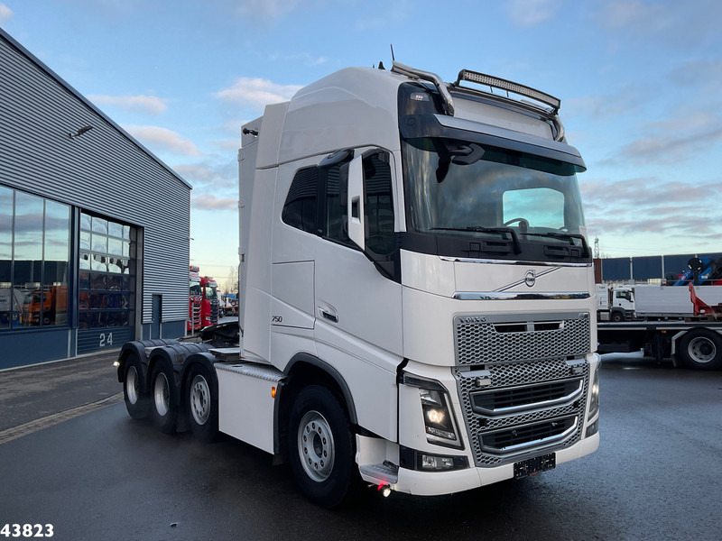 Volvo FH 16.750 8x4 Euro 6 Tridem Hydrauliek - Тягач: фото 3 Volvo FH 16.750 8x4 Euro 6 Tridem Hydrauliek - Тягач: фото 3