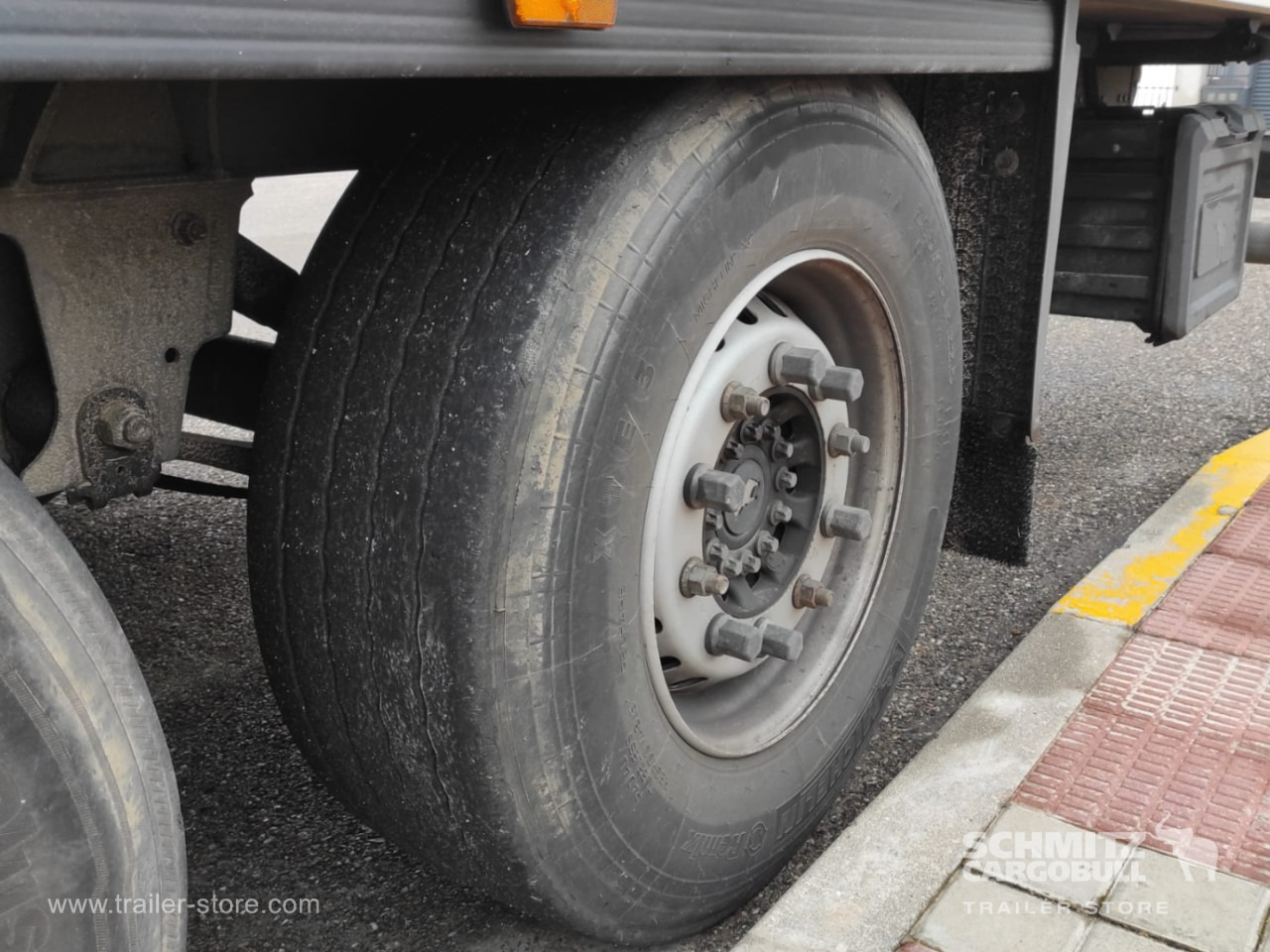 SCHMITZ Semiremolque Frigo Standard - Изотермический полуприцеп: фото 4 SCHMITZ Semiremolque Frigo Standard - Изотермический полуприцеп: фото 4