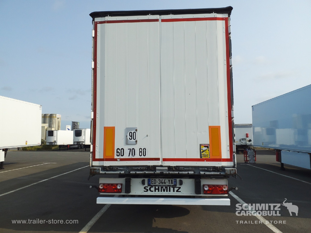 SCHMITZ Curtainsider Standard - Тентованный полуприцеп: фото 4 SCHMITZ Curtainsider Standard - Тентованный полуприцеп: фото 4