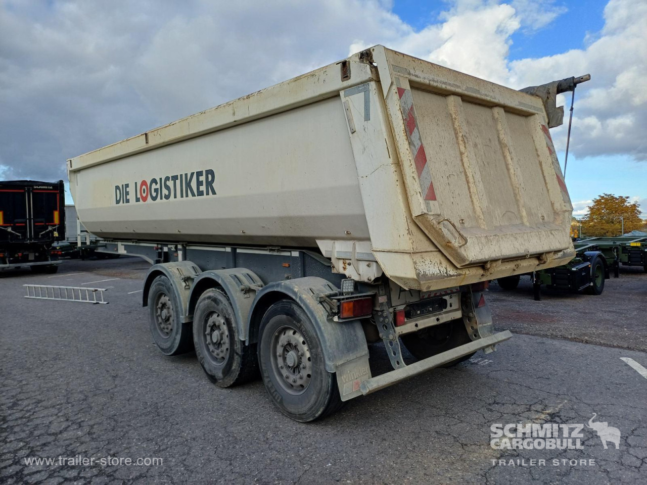 LANGENDORF Auflieger Kipper Stahlrundmulde 24m³ - Самосвальный полуприцеп: фото 4 LANGENDORF Auflieger Kipper Stahlrundmulde 24m³ - Самосвальный полуприцеп: фото 4