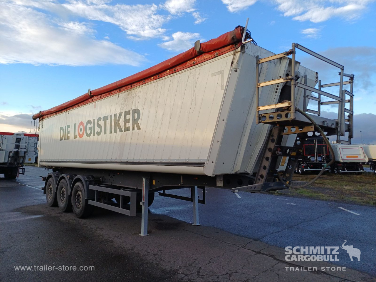 SCHMITZ Auflieger Kipper Alukastenmulde 44m³ - Самосвальный полуприцеп: фото 1 SCHMITZ Auflieger Kipper Alukastenmulde 44m³ - Самосвальный полуприцеп: фото 1