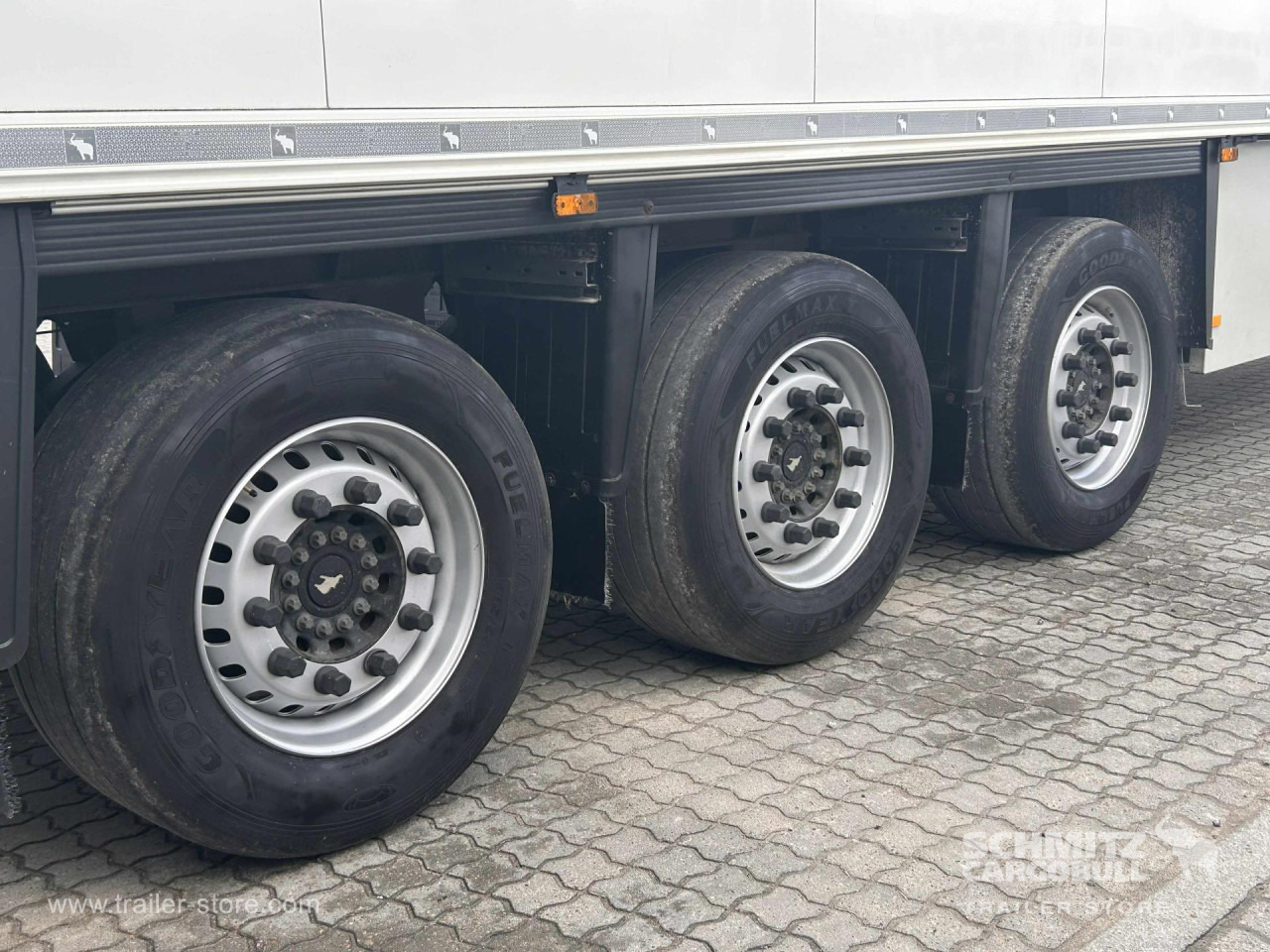 SCHMITZ Reefer Meat hanging system - Изотермический полуприцеп: фото 3 SCHMITZ Reefer Meat hanging system - Изотермический полуприцеп: фото 3