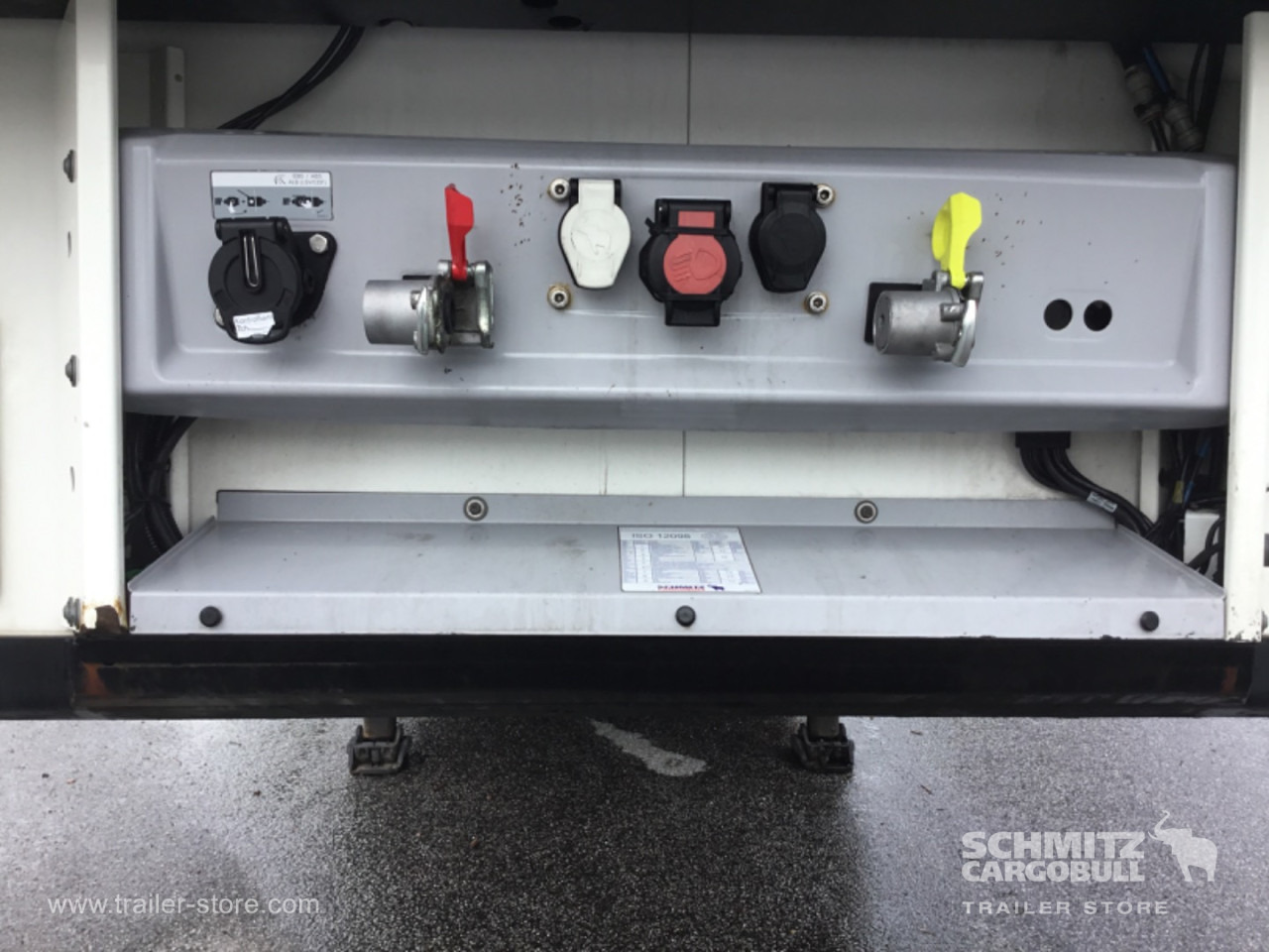 SCHMITZ Reefer Meat hanging system - Изотермический полуприцеп: фото 4 SCHMITZ Reefer Meat hanging system - Изотермический полуприцеп: фото 4