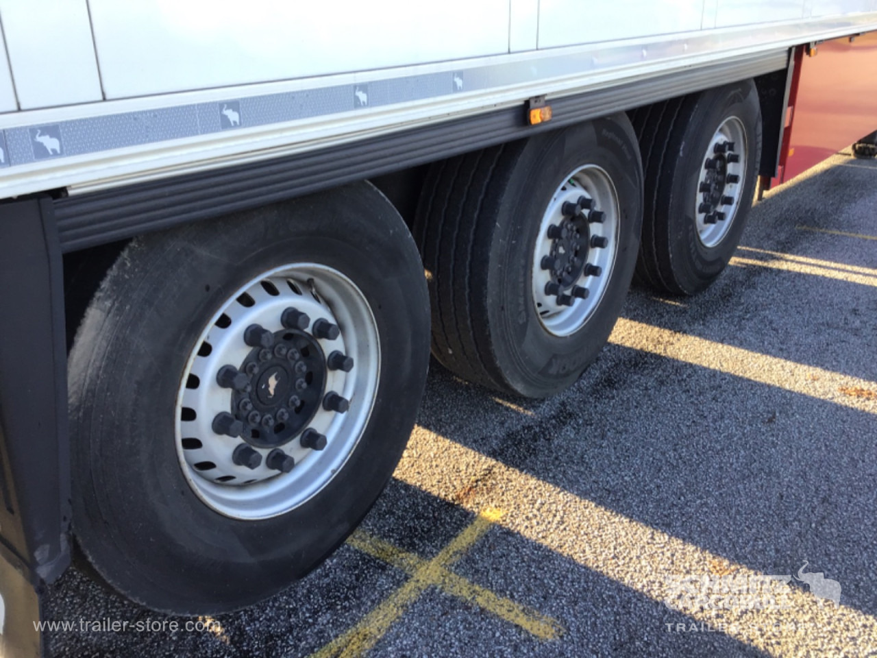 SCHMITZ Reefer Standard Double deck - Изотермический полуприцеп: фото 3 SCHMITZ Reefer Standard Double deck - Изотермический полуприцеп: фото 3