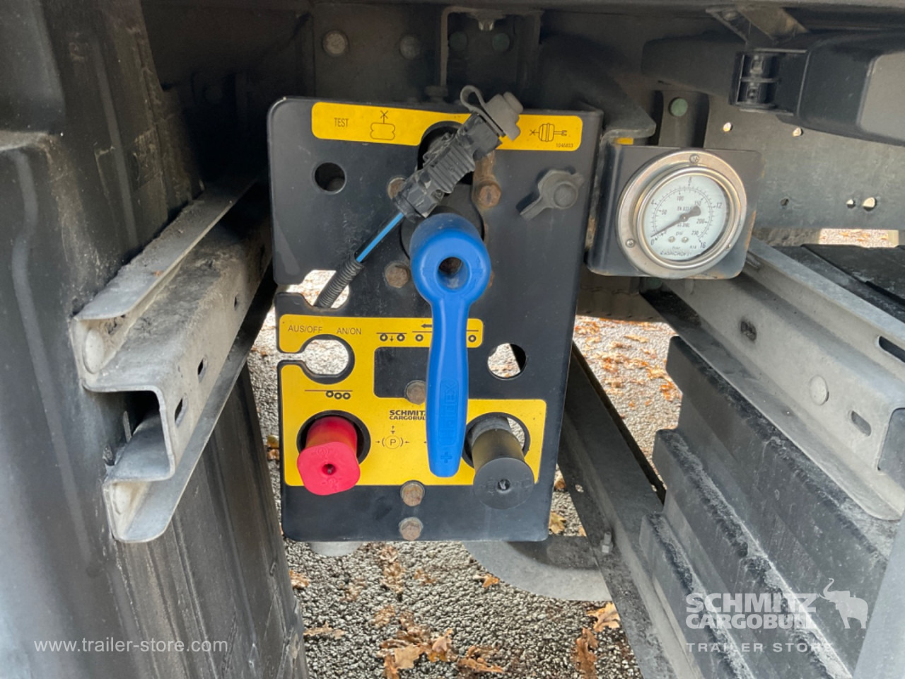 SCHMITZ Reefer Standard Double deck - Изотермический полуприцеп: фото 2 SCHMITZ Reefer Standard Double deck - Изотермический полуприцеп: фото 2