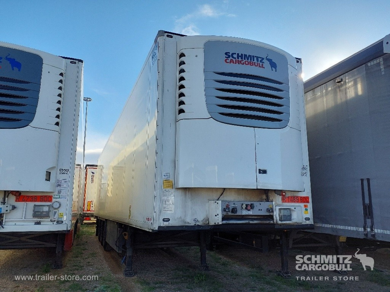 SCHMITZ Semiremolque Frigo Standard Double deck - Изотермический полуприцеп: фото 4 SCHMITZ Semiremolque Frigo Standard Double deck - Изотермический полуприцеп: фото 4