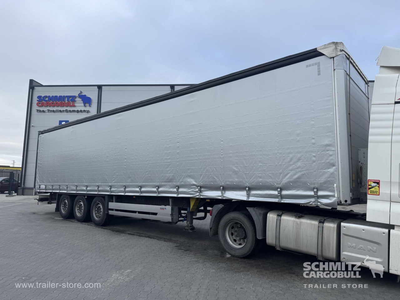 SCHMITZ Curtainsider Standard - Тентованный полуприцеп: фото 1 SCHMITZ Curtainsider Standard - Тентованный полуприцеп: фото 1