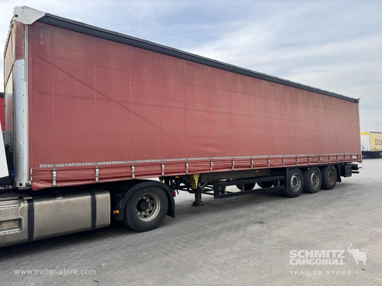 SCHMITZ Curtainsider Standard - Тентованный полуприцеп: фото 4 SCHMITZ Curtainsider Standard - Тентованный полуприцеп: фото 4