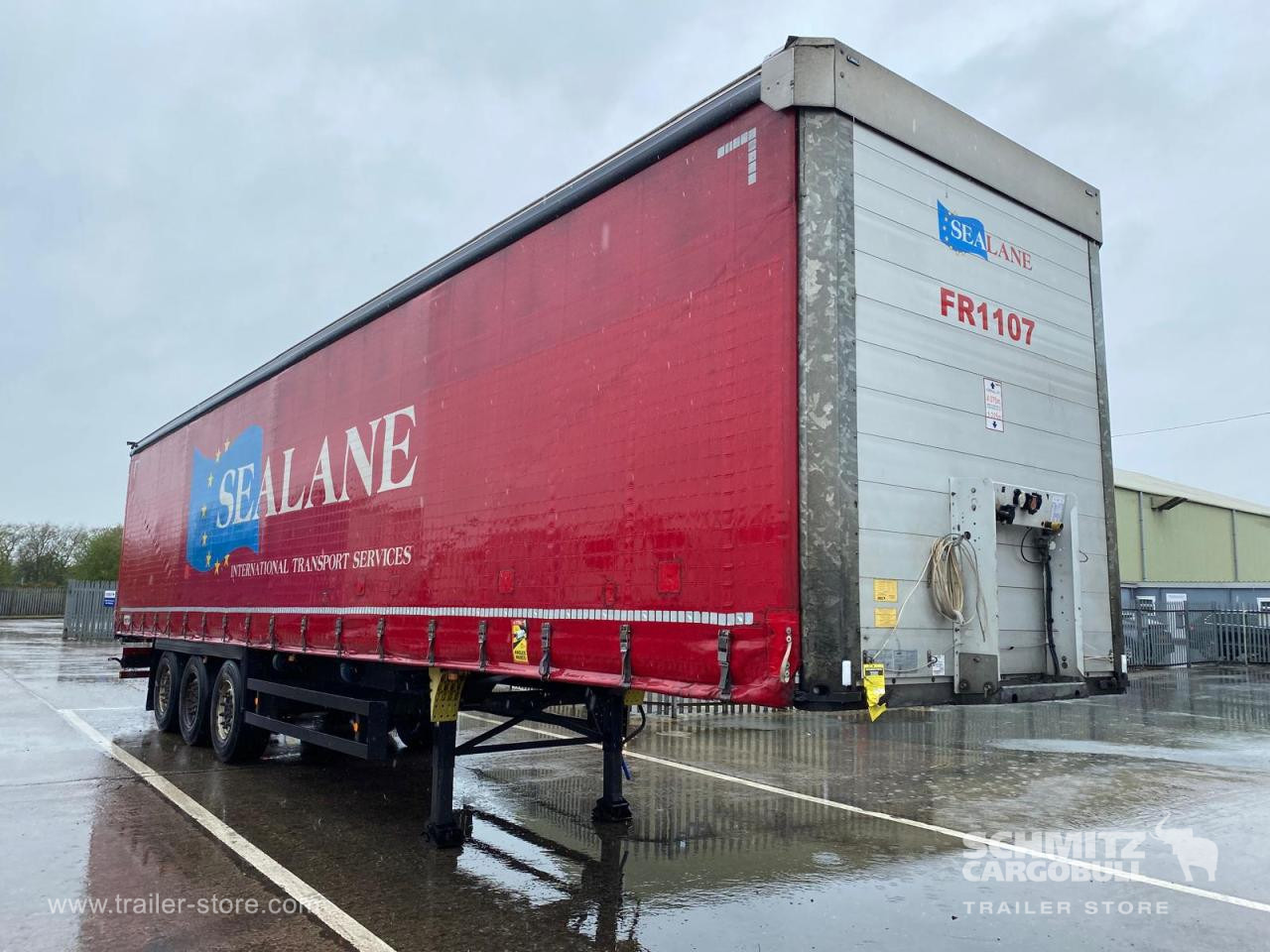 SCHMITZ Curtainsider Standard - Тентованный полуприцеп: фото 1 SCHMITZ Curtainsider Standard - Тентованный полуприцеп: фото 1