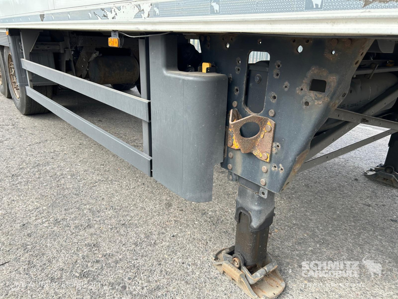 SCHMITZ Reefer Multitemp - Изотермический полуприцеп: фото 3 SCHMITZ Reefer Multitemp - Изотермический полуприцеп: фото 3