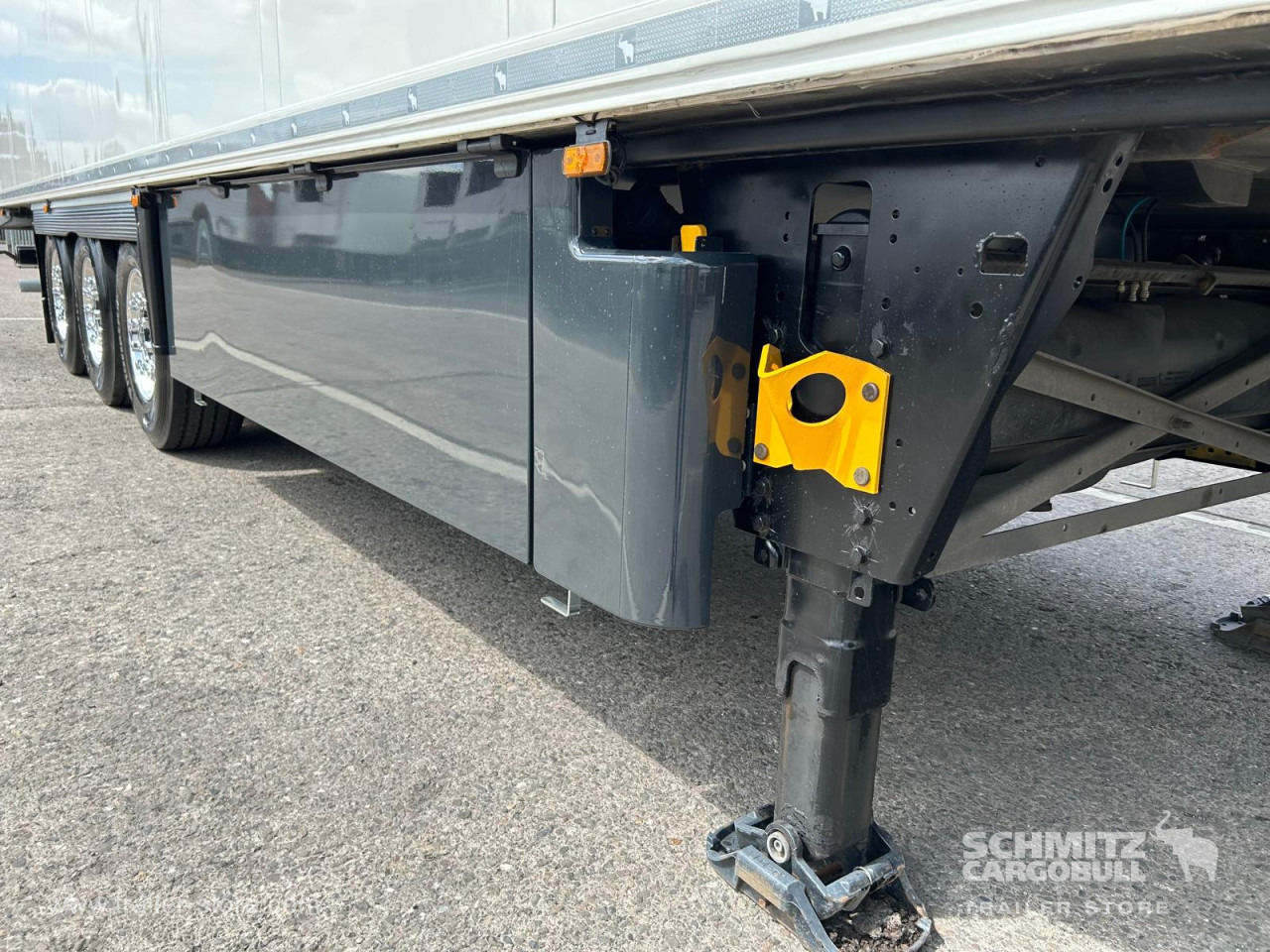 SCHMITZ Reefer Multitemp - Изотермический полуприцеп: фото 3 SCHMITZ Reefer Multitemp - Изотермический полуприцеп: фото 3