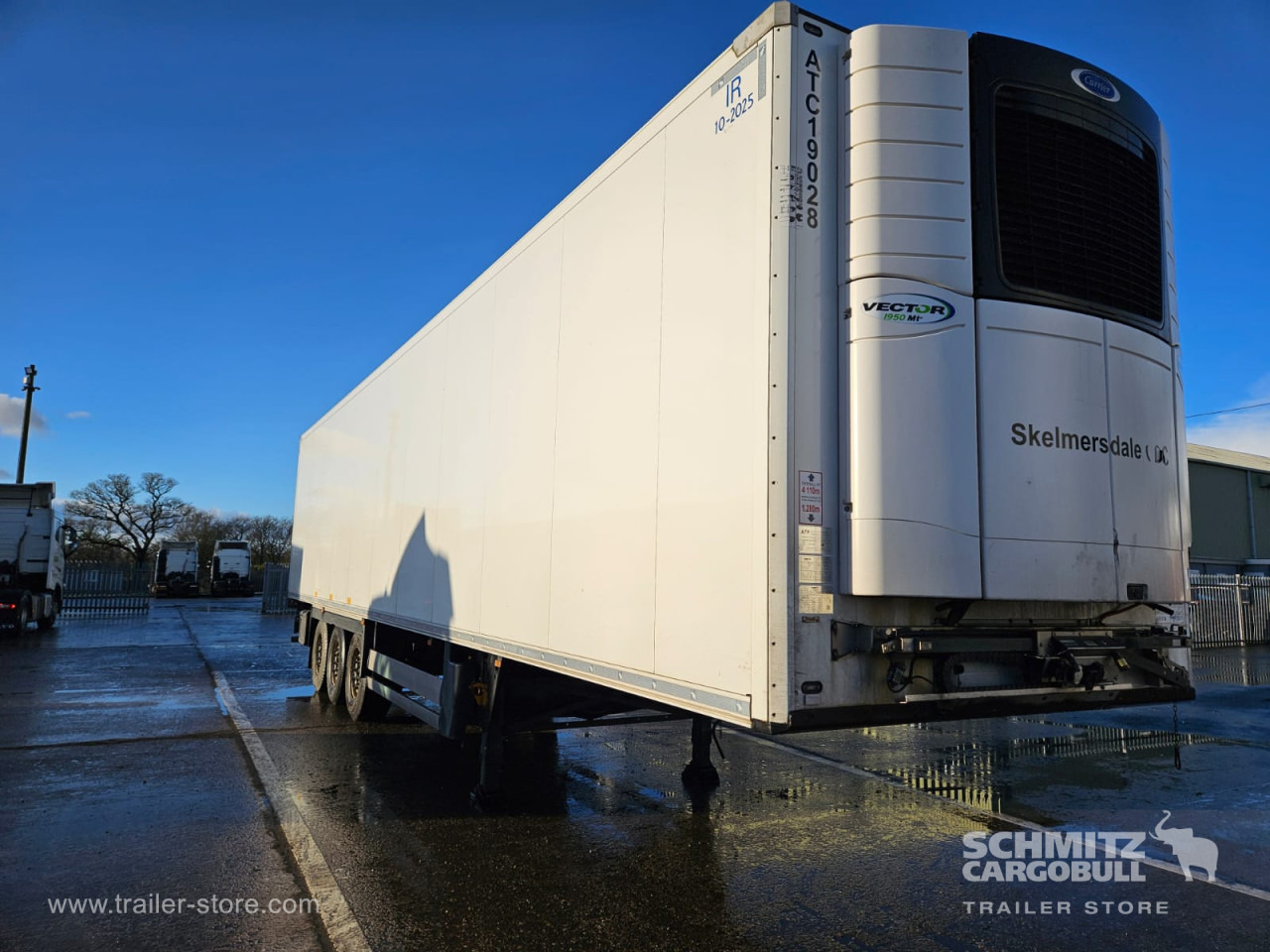 SCHMITZ Reefer Multitemp - Изотермический полуприцеп: фото 1 SCHMITZ Reefer Multitemp - Изотермический полуприцеп: фото 1