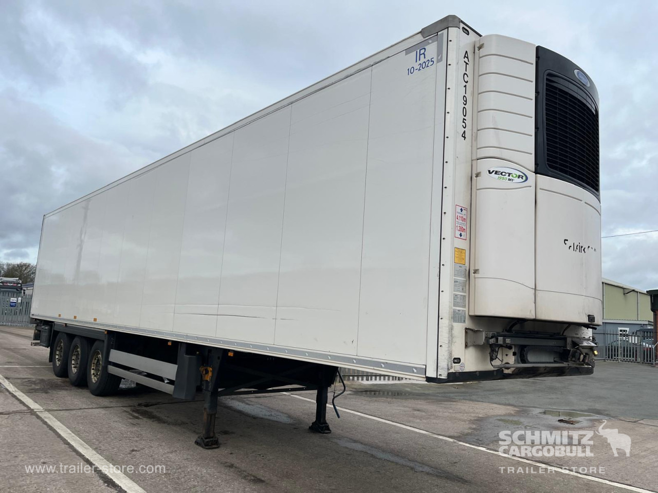 SCHMITZ Reefer Multitemp - Изотермический полуприцеп: фото 1 SCHMITZ Reefer Multitemp - Изотермический полуприцеп: фото 1