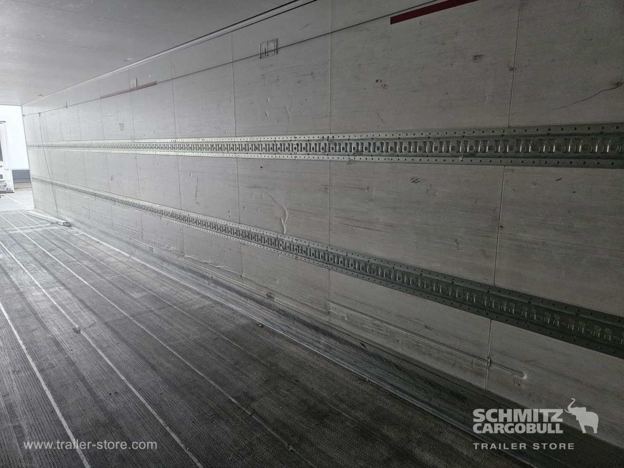 SCHMITZ Reefer Standard - Изотермический полуприцеп: фото 3 SCHMITZ Reefer Standard - Изотермический полуприцеп: фото 3