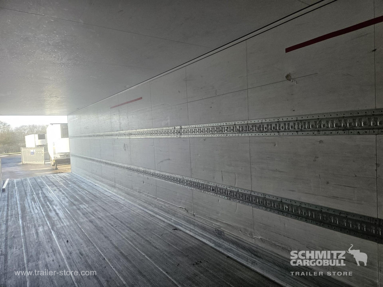 SCHMITZ Reefer Standard - Изотермический полуприцеп: фото 4 SCHMITZ Reefer Standard - Изотермический полуприцеп: фото 4