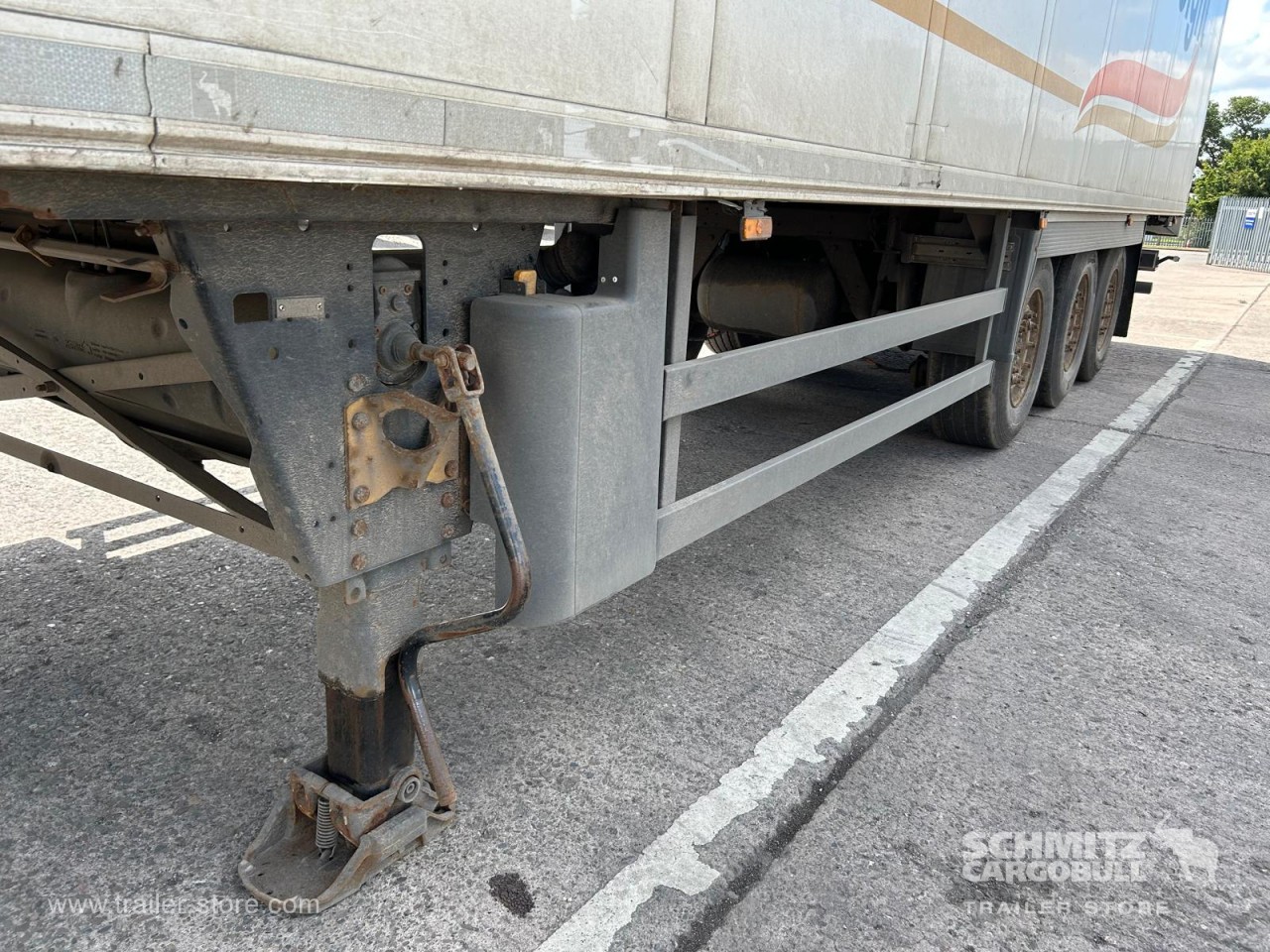 SCHMITZ Reefer Standard - Изотермический полуприцеп: фото 2 SCHMITZ Reefer Standard - Изотермический полуприцеп: фото 2