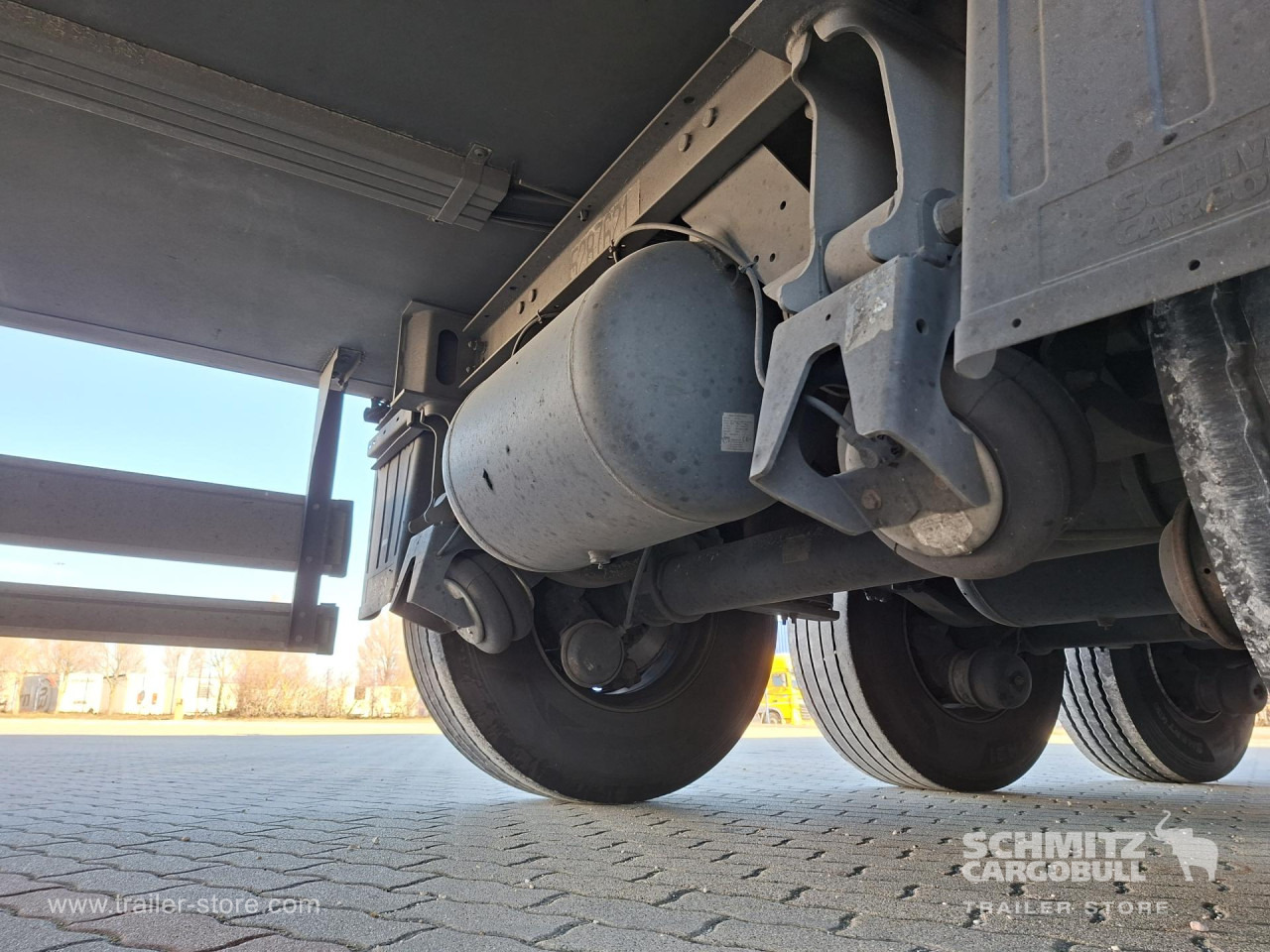 SCHMITZ Reefer Multitemp - Изотермический полуприцеп: фото 4 SCHMITZ Reefer Multitemp - Изотермический полуприцеп: фото 4