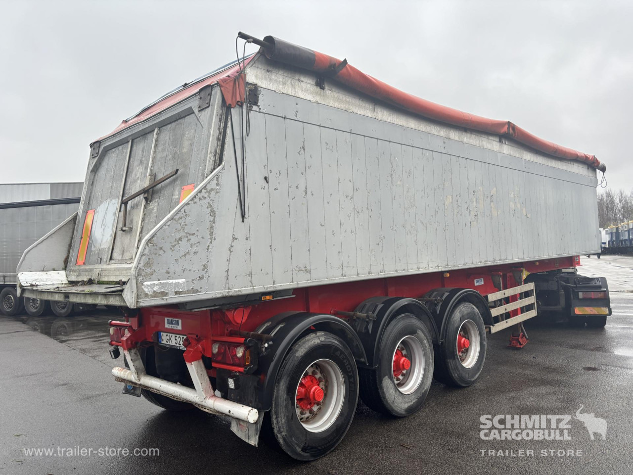 ANDERE Tipper Alu-square sided body 40m³ - Самосвальный полуприцеп: фото 5 ANDERE Tipper Alu-square sided body 40m³ - Самосвальный полуприцеп: фото 5