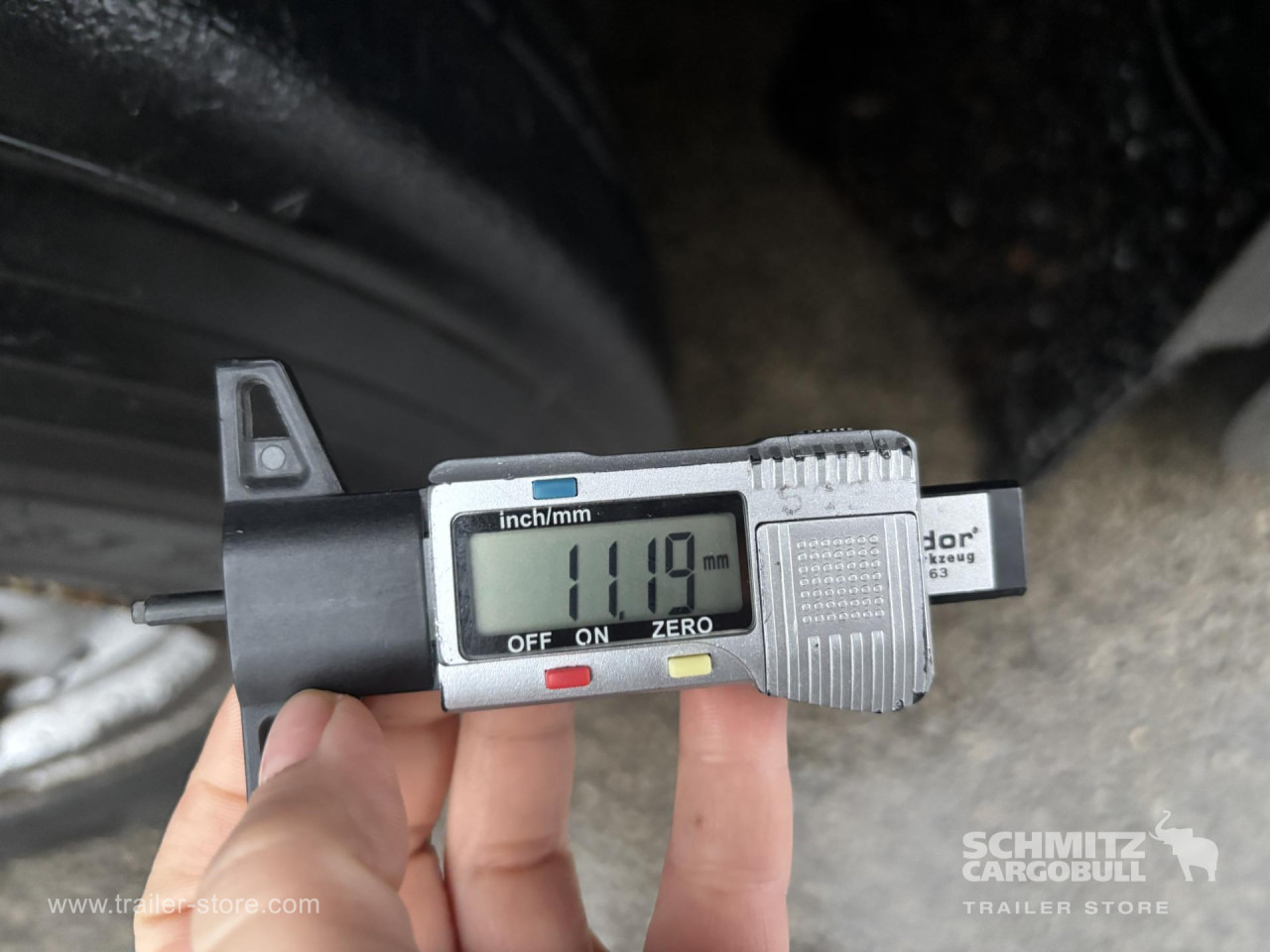 SCHMITZ Curtainsider Standard - Тентованный полуприцеп: фото 3 SCHMITZ Curtainsider Standard - Тентованный полуприцеп: фото 3