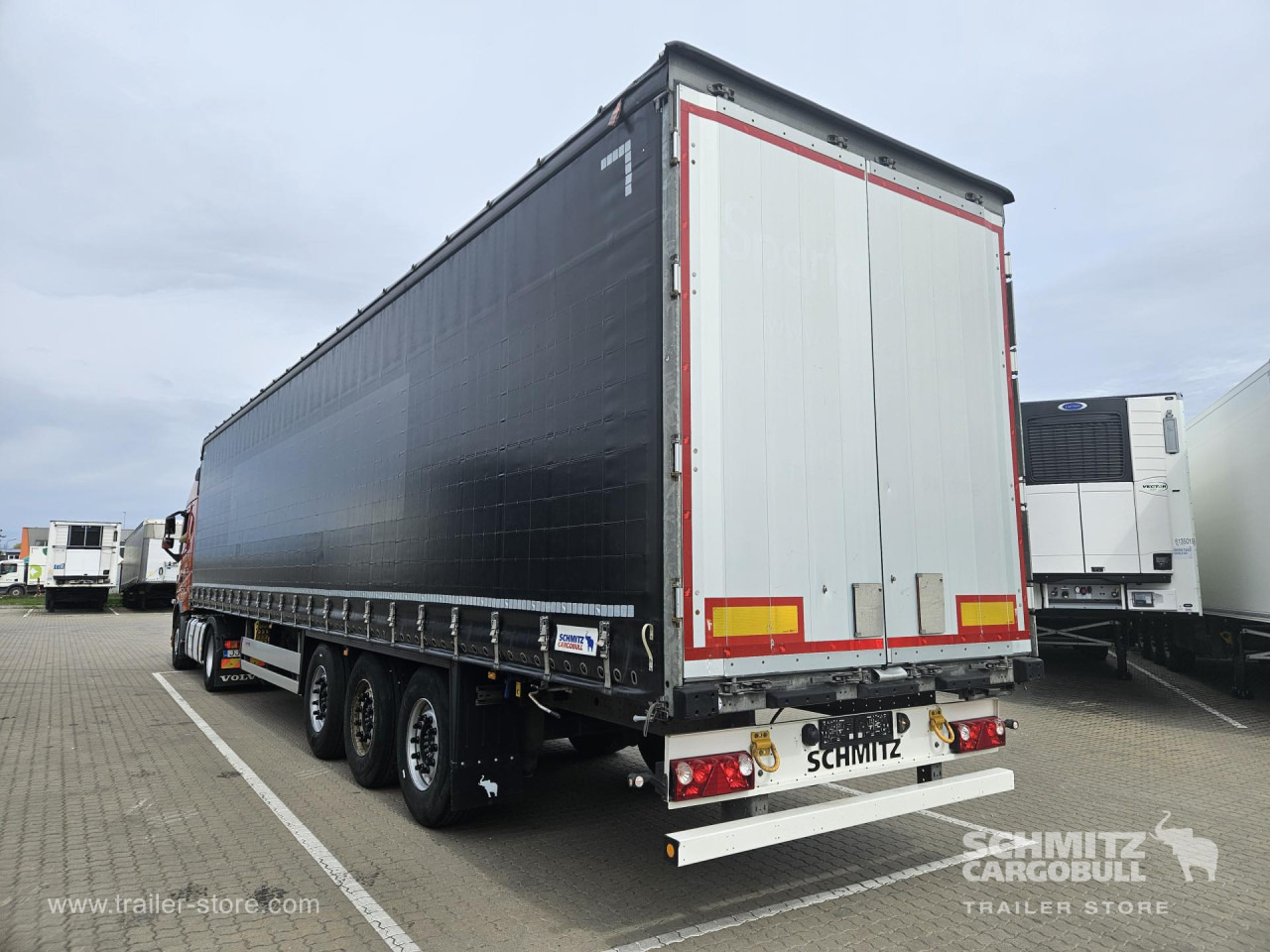 SCHMITZ Curtainsider Standard - Тентованный полуприцеп: фото 2 SCHMITZ Curtainsider Standard - Тентованный полуприцеп: фото 2
