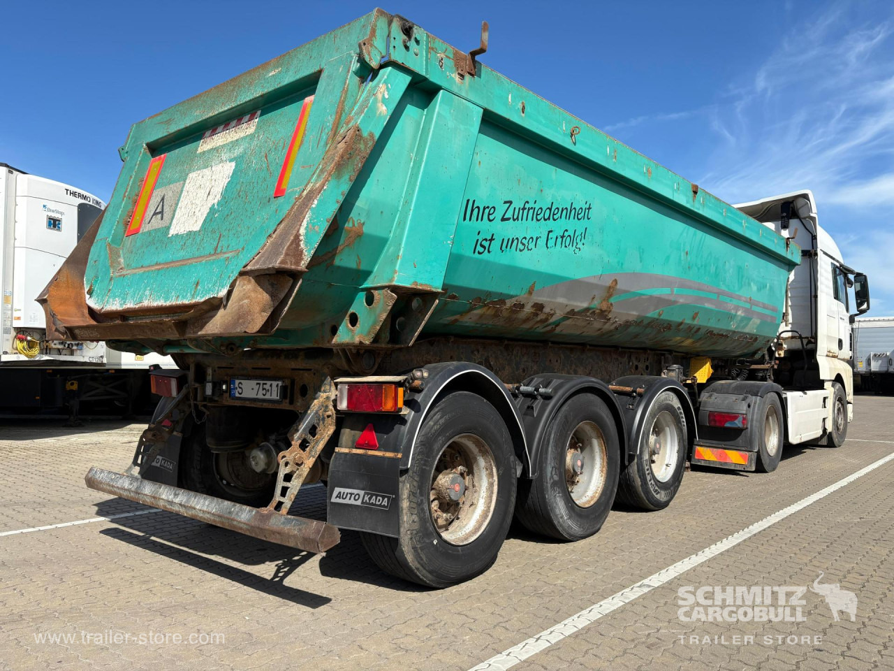 SCHMITZ Tipper Standard - Изотермический полуприцеп: фото 1 SCHMITZ Tipper Standard - Изотермический полуприцеп: фото 1