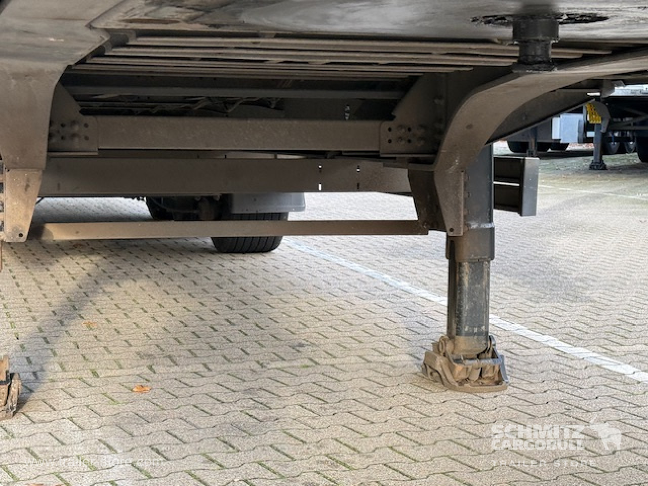 SCHMITZ Oplegger Schuifzeil Mega - Тентованный полуприцеп: фото 2 SCHMITZ Oplegger Schuifzeil Mega - Тентованный полуприцеп: фото 2