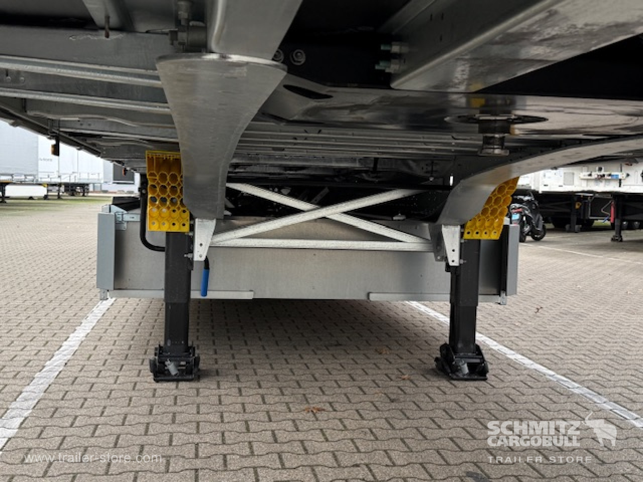 SCHMITZ Oplegger Schuifzeil Standard - Тентованный полуприцеп: фото 3 SCHMITZ Oplegger Schuifzeil Standard - Тентованный полуприцеп: фото 3